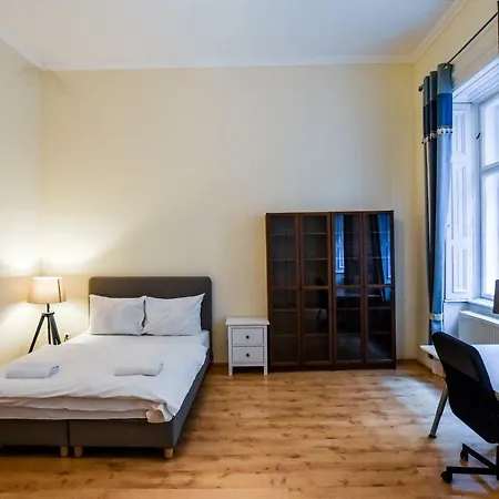 Saint Elisabeth Apartment